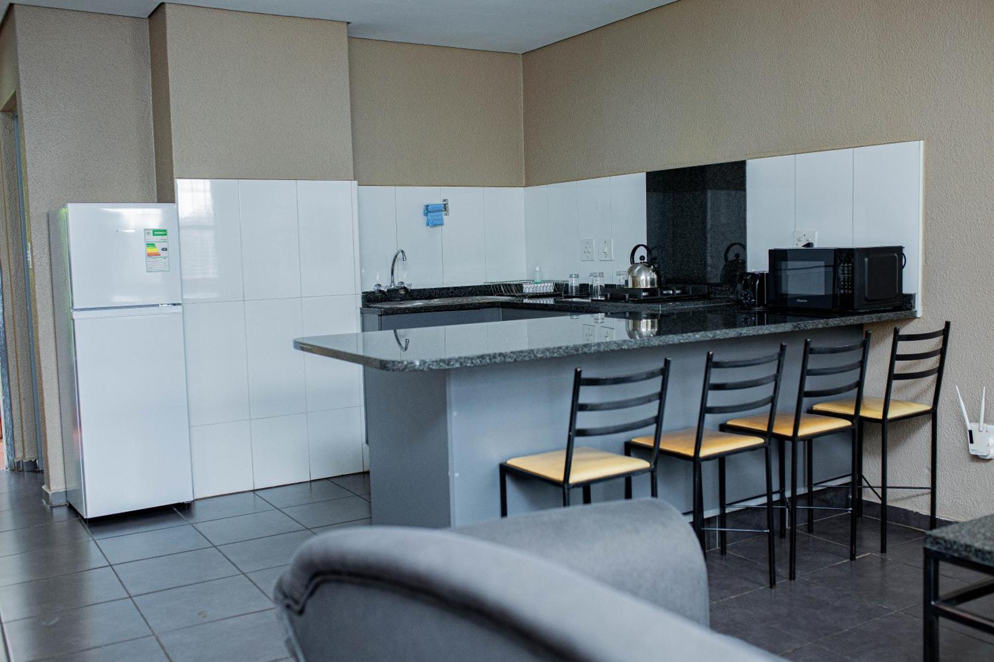 Vetho 2 Apartments Or Tambo Airport Kempton Park Exterior foto